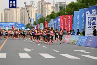 无奈输球！小莫布里全场14投9中贡献20分8板3助2断